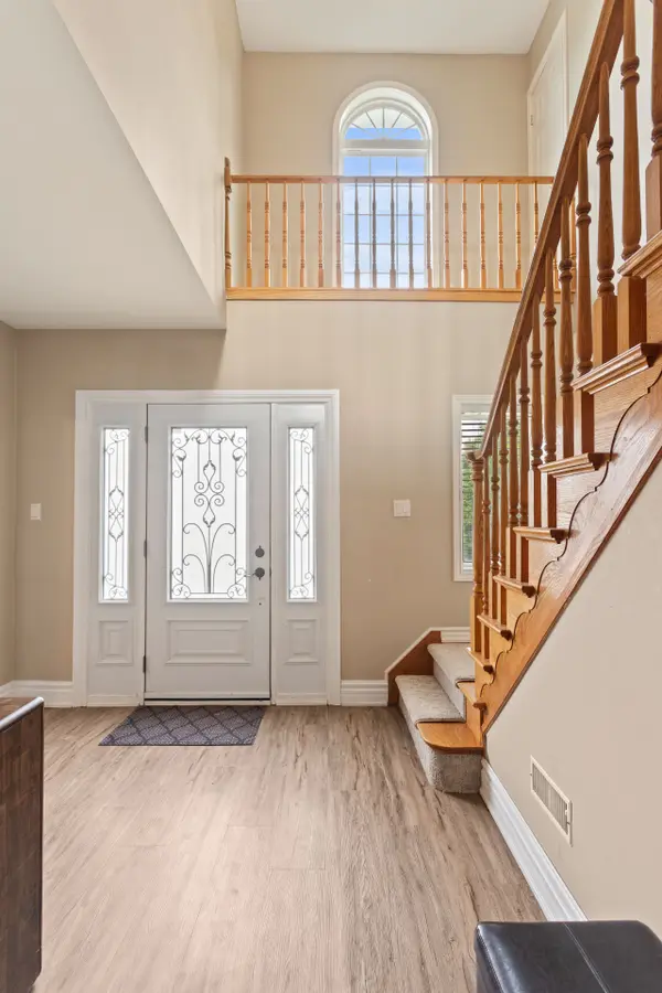 4484 AUSABLE DR, North Middlesex, ON N0M 1A0