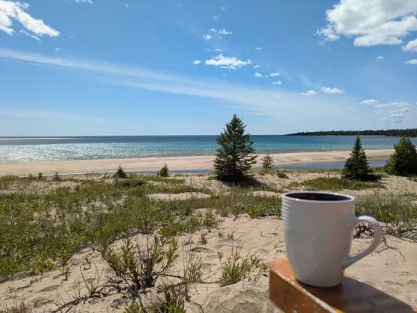 3753 Poplar RD, Burpee & Mills, ON P0P 2B0