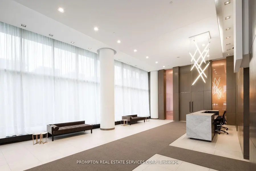 121 Mcmahon DR #608, Toronto C15, ON M2K 0C1