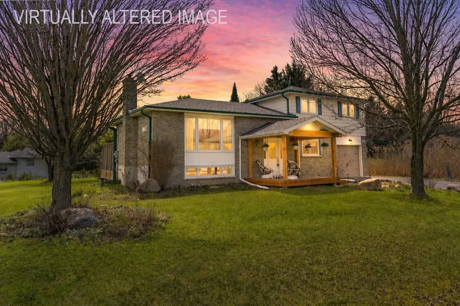 17 Crestview AVE, Scugog, ON L0B 1B0