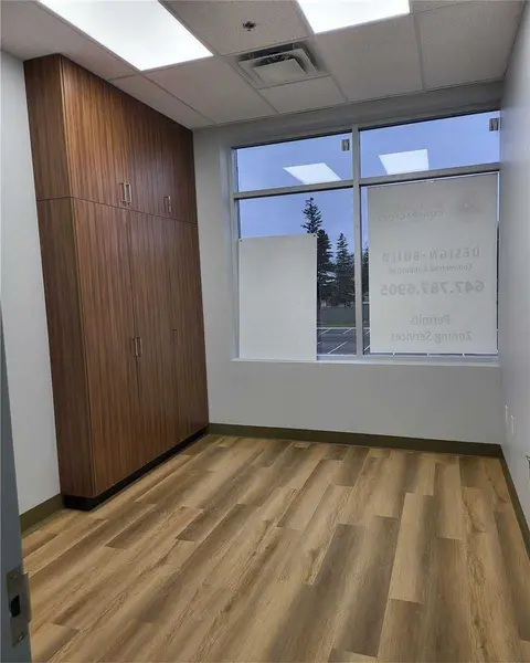 3465 Platinum DR #233, Mississauga, ON L5M 7N4