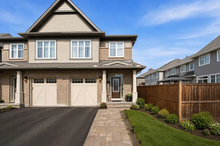 512 Vivera PL, Stittsville - Munster - Richmond, ON K2S 1B9