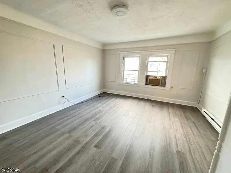 854 S 15Th St #3, Newark City, NJ 07108