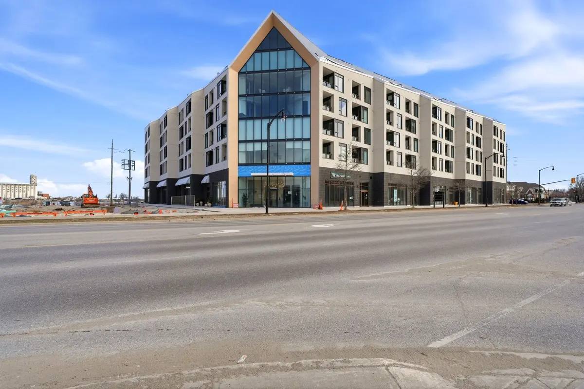 31 Huron ST #622, Collingwood, ON L9Y 5T7