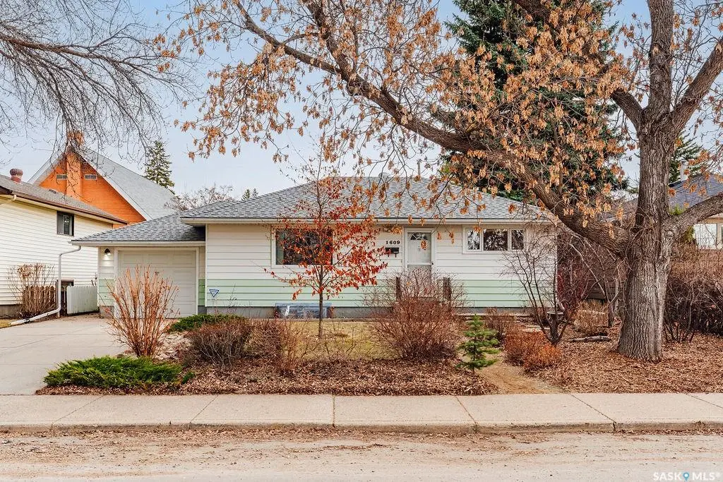 1609 Park AVENUE, Saskatoon, SK S7H 2P2