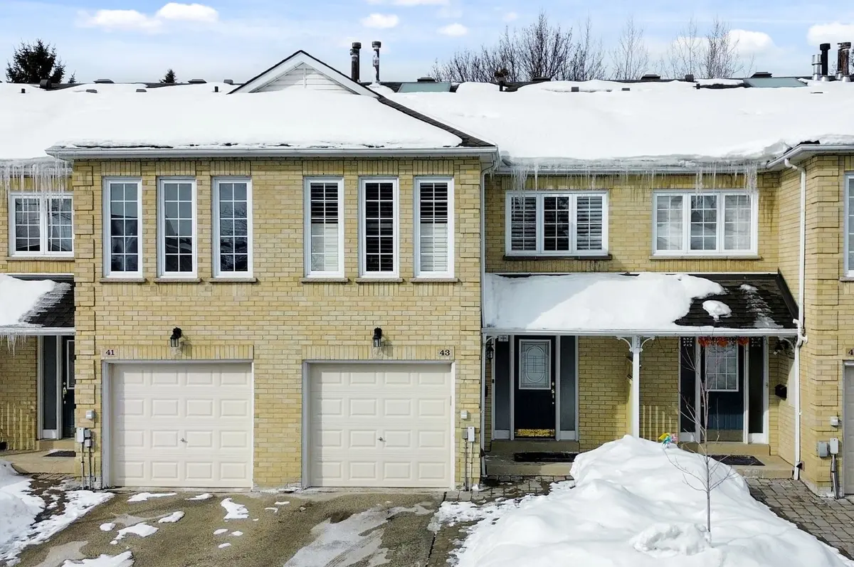 43 Hartnell SQ, Brampton, ON L6S 5W8