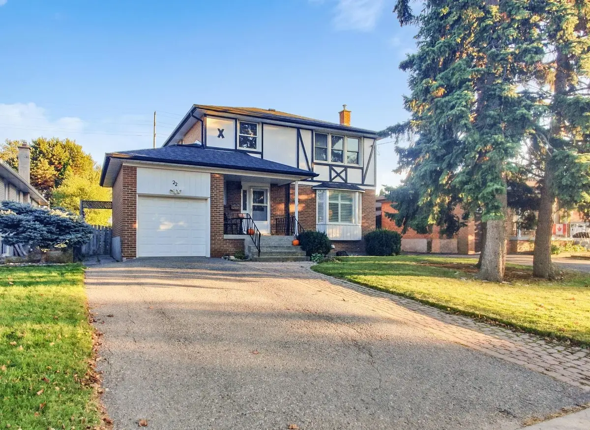 22 Chestnut AVE, Brampton, ON L6X 2A5