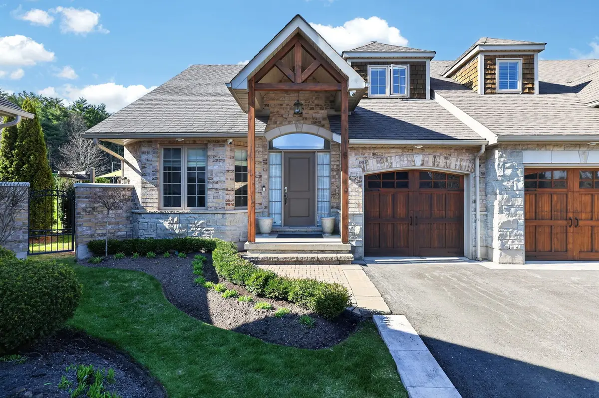 10 Zimmerman DR #5, Caledon, ON L7E 4C2