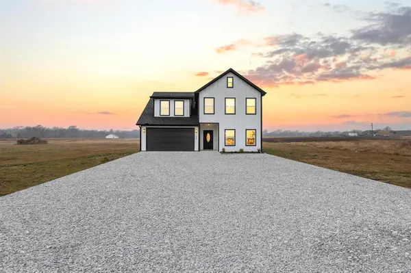 3632 County Road 15100, Blossom, TX 75468