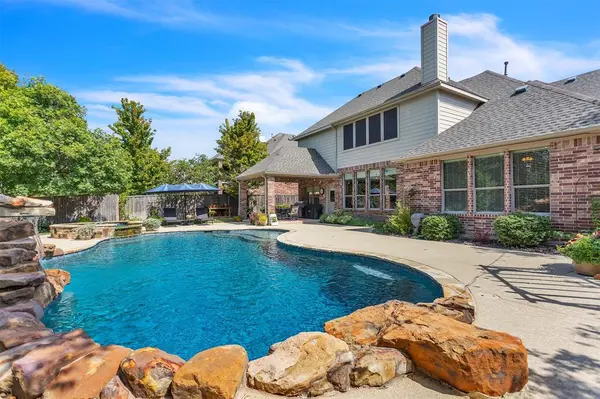 6621 Bradford Estates Drive, Sachse, TX 75048