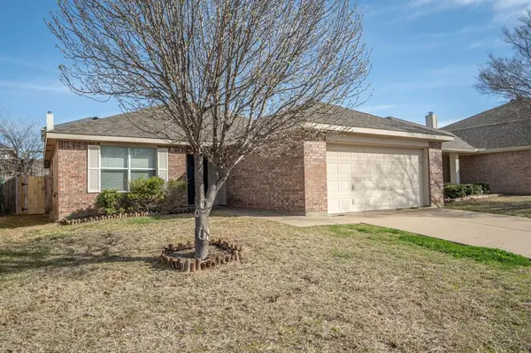 2117 Laughlin Road, Fort Worth, TX 76177