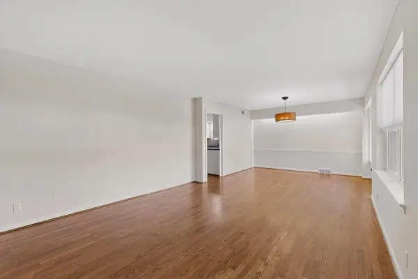 2120 Healey Drive, Dallas, TX 75228