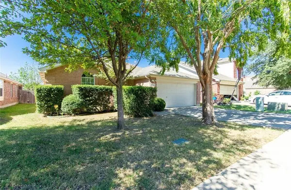 4849 Carrotwood Drive, Fort Worth, TX 76244