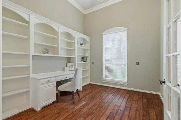 2002 Reynolds Drive, Colleyville, TX 76034