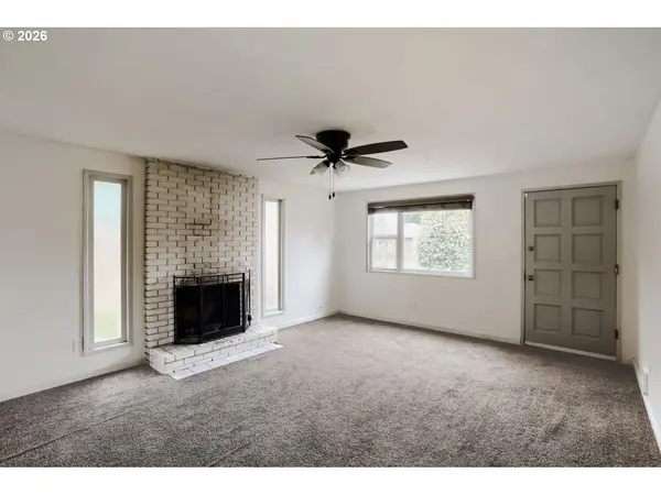 618 DIVISION ST, Oregon City, OR 97045