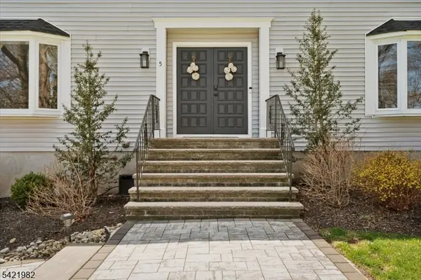 5 Jessica Pl, Randolph Twp., NJ 07869