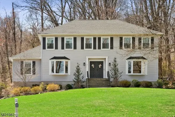 5 Jessica Pl, Randolph Twp., NJ 07869