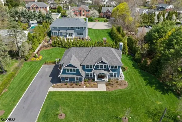 20 Ravine Ave, Wyckoff Twp., NJ 07481