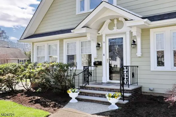 61 Fairview Ave, Glen Rock Boro, NJ 07452