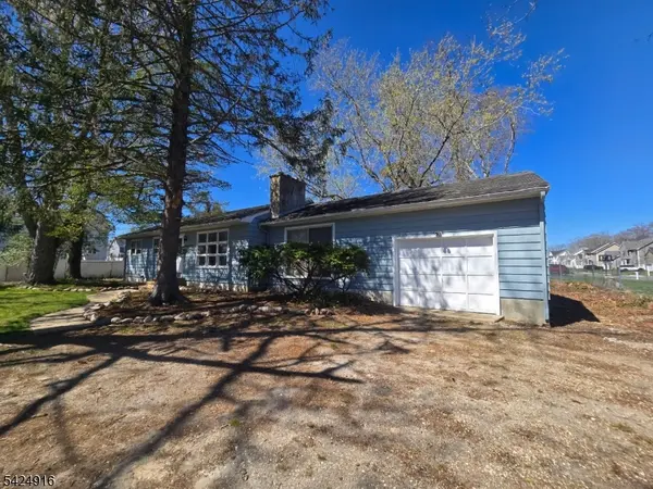 56 Hickory Ln, Berkeley Twp., NJ 08721