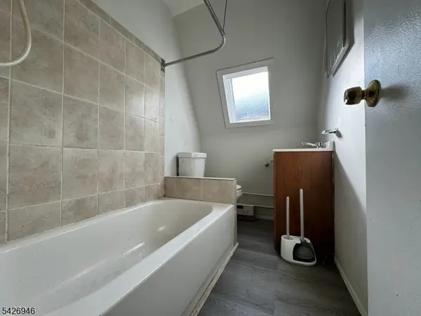 854 S 15Th St #3, Newark City, NJ 07108