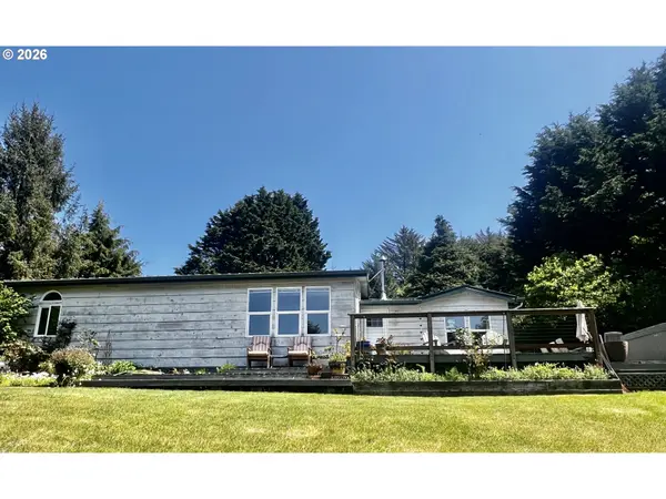 33910 MILLER LN, Gold Beach, OR 97444