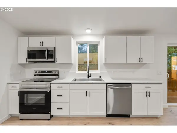 14 S GEE CREEK LOOP, Ridgefield, WA 98642