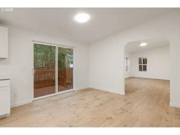 14 S GEE CREEK LOOP, Ridgefield, WA 98642