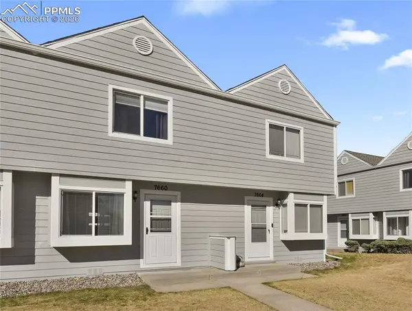 7660 Clover Hill DR, Colorado Springs, CO 80920