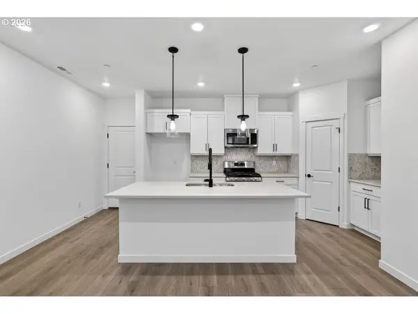 3704 SW 40TH ST, Gresham, OR 97080