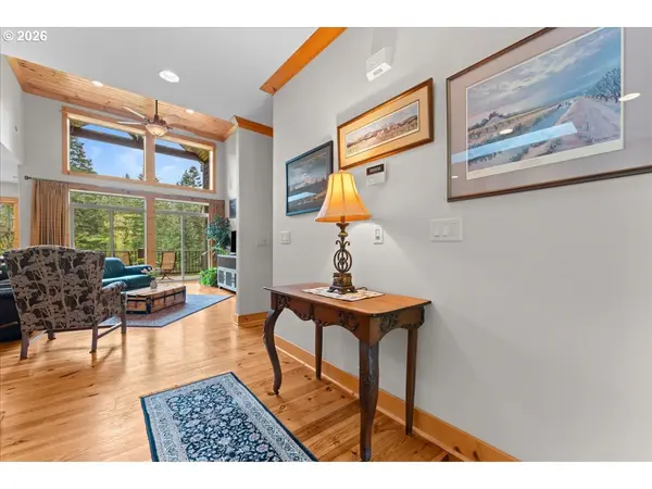 20102 SW HIGH HAWK RD, Mc Minnville, OR 97128