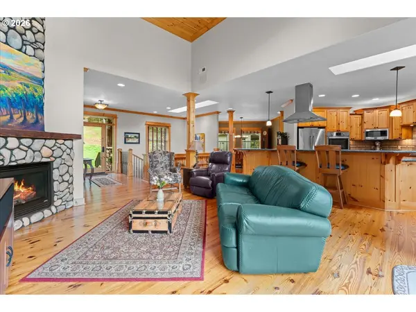 20102 SW HIGH HAWK RD, Mc Minnville, OR 97128