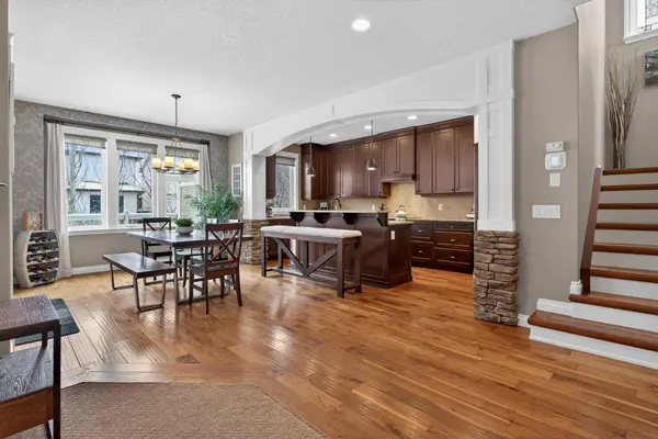 280 Coopers HL SW, Airdrie, AB T4B 0R9