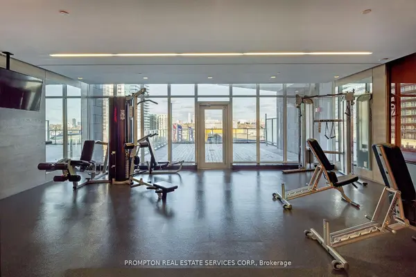 121 Mcmahon DR #608, Toronto C15, ON M2K 0C1