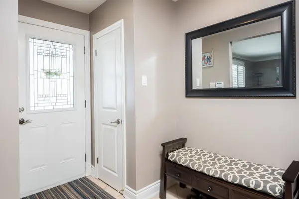 33 Alice CRES, Toronto E04, ON M1R 4N6