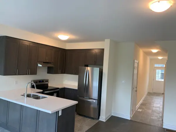 4 Little River XING, Wasaga Beach, ON L9J 0J8