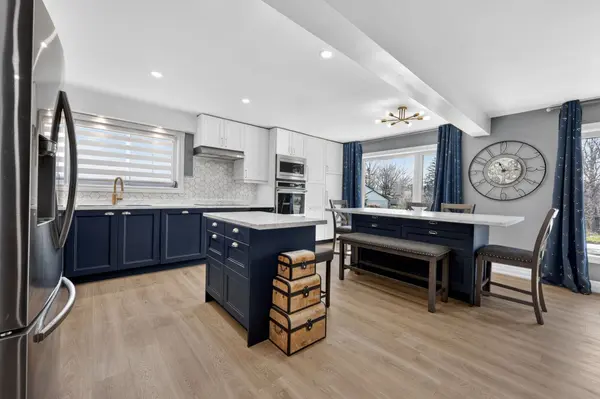 130 Grove ST E, Barrie, ON L4M 2P5