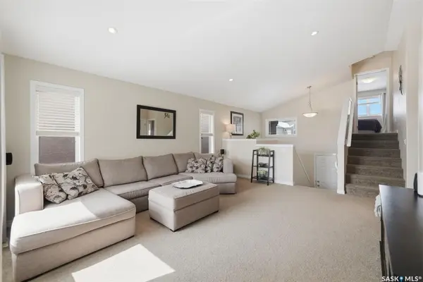 1218 Rempel CRESCENT, Saskatoon, SK S7T 0M2