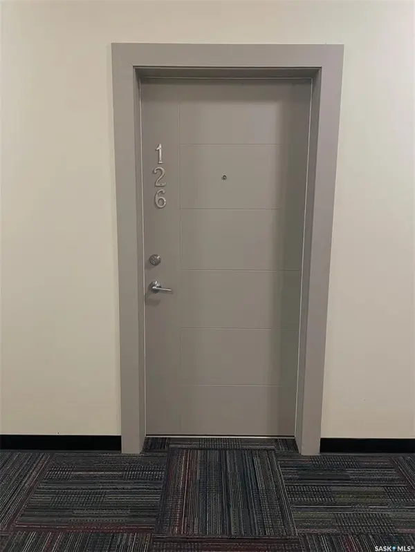 142 Pawlychenko LANE #126, Saskatoon, SK S7V 0N7