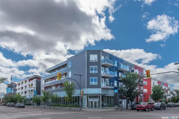 233 19th STREET W, Saskatoon, SK S7M 5N3