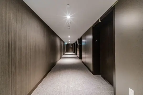 448 Burnhamthorpe RD #3111, Mississauga, ON L5B 0R4