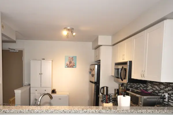 5100 Winston Churchill BLVD #408, Mississauga, ON L5M 0N9