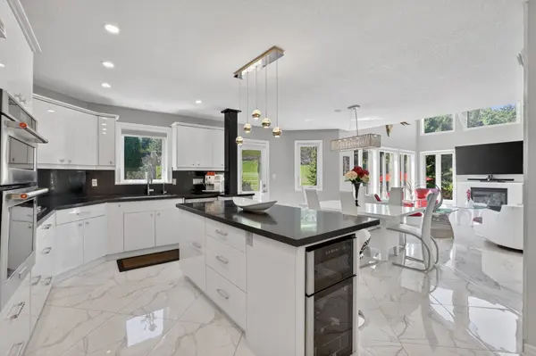 10 Zimmerman DR #5, Caledon, ON L7E 4C2