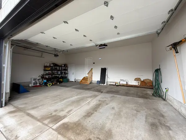 76 Hazelwood PASS, Thames Centre, ON N0L 1G5