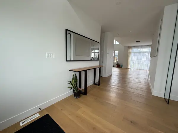 76 Hazelwood PASS, Thames Centre, ON N0L 1G5