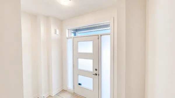 144 Bloomfield CRES, Cambridge, ON N1T 0G5