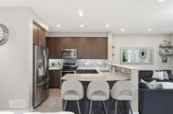 512 Vivera PL, Stittsville - Munster - Richmond, ON K2S 1B9