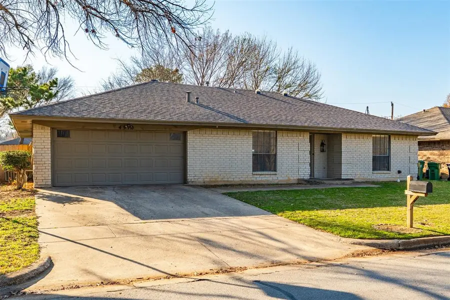 4910 Spring Creek Road, Arlington, TX 76017