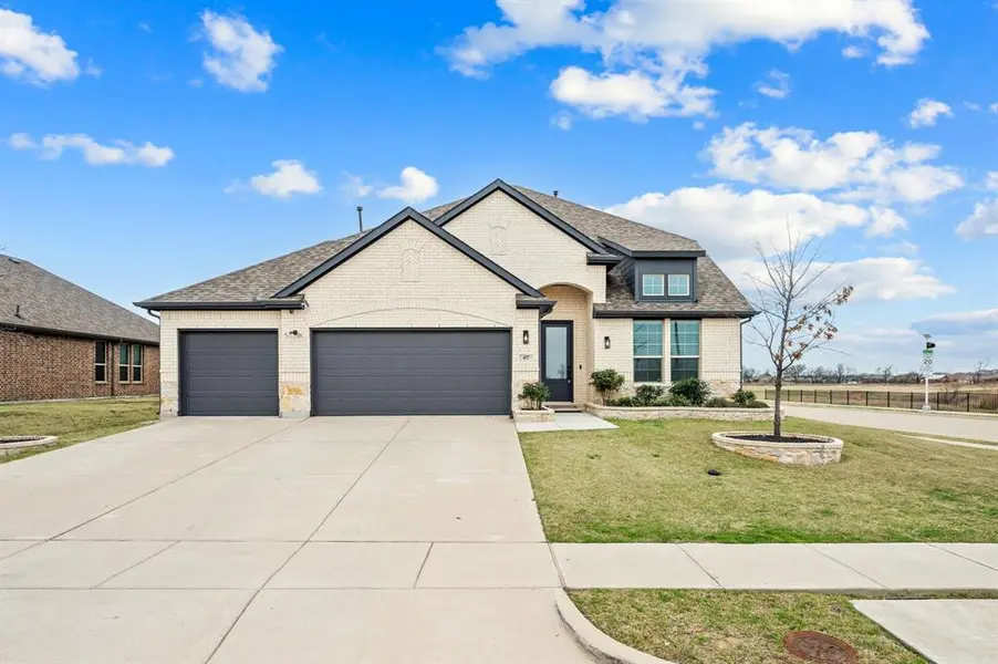 417 Ardsley Lane, Forney, TX 75126
