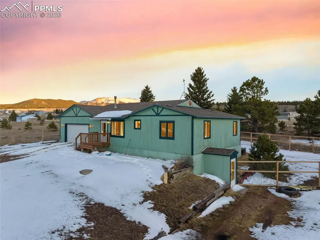 1014 Elfin Glen DR, Divide, CO 80814